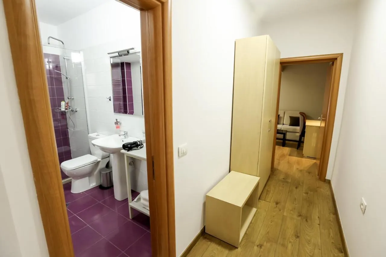 Elior Apartment Tirana 0*,  Albania